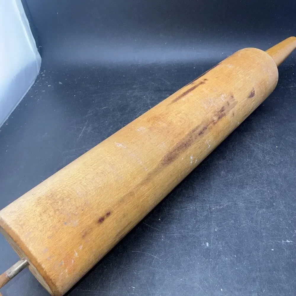 Vintage 17” Wooden Rolling Pin Farmhouse Primitive Kitchen Baking Dough Roller